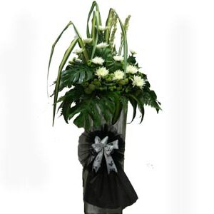 Sympathy Wreath (FW-96)
